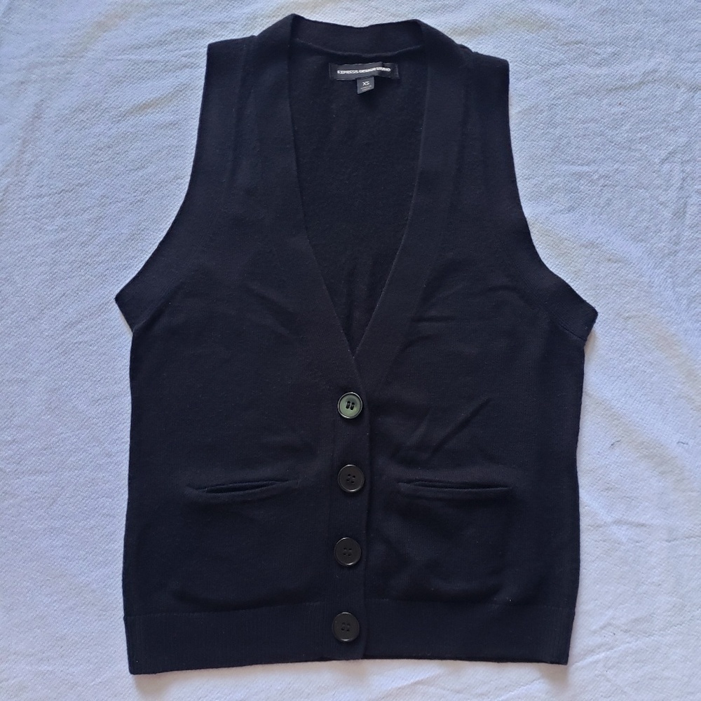 Express xs knit vest